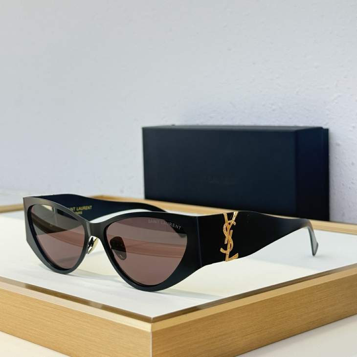 Picture of Saint Laurent Sunglasses _SKUfw79616582fw